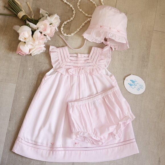 Pink Dress Bonnet Bloomer Set Flutter Sleeves Heirloom Details Boutique NWT - Picture 6 of 6